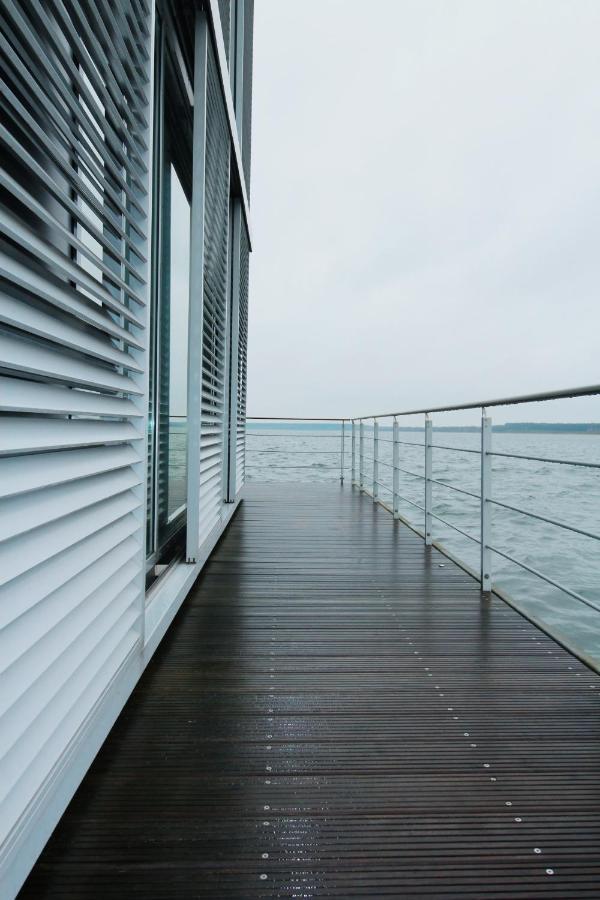 Schwimmendes Ferienhaus Silent Elsterheide Exteriör bild