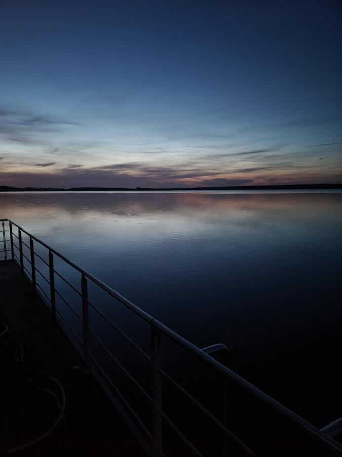 Schwimmendes Ferienhaus Silent Elsterheide Exteriör bild